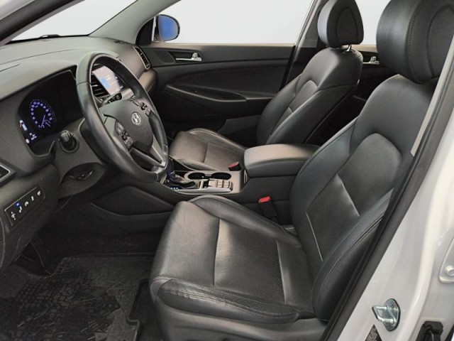 Hyundai Tucson  2.0 CRDi 