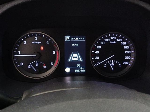 Hyundai Tucson  2.0 CRDi 