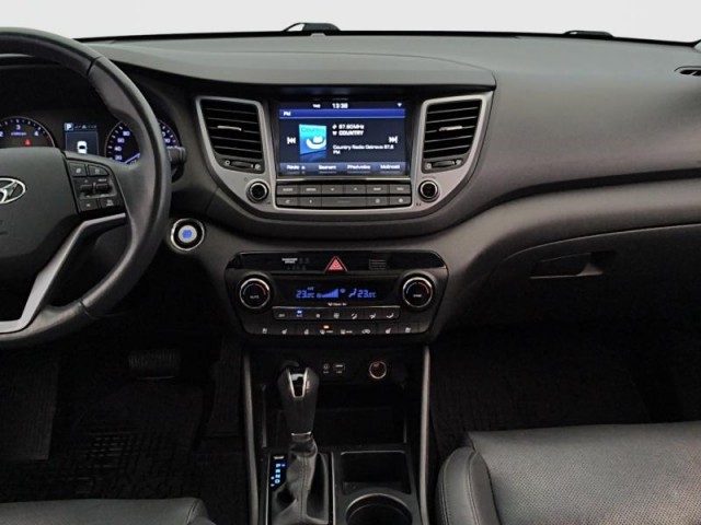 Hyundai Tucson  2.0 CRDi 