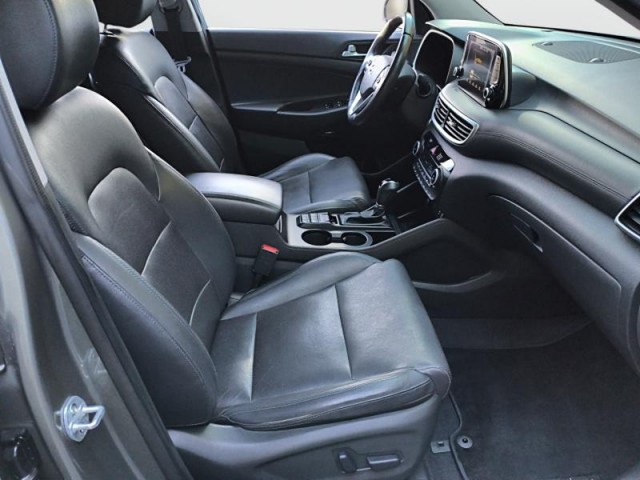 Hyundai Tucson  2.0 CRDi 
