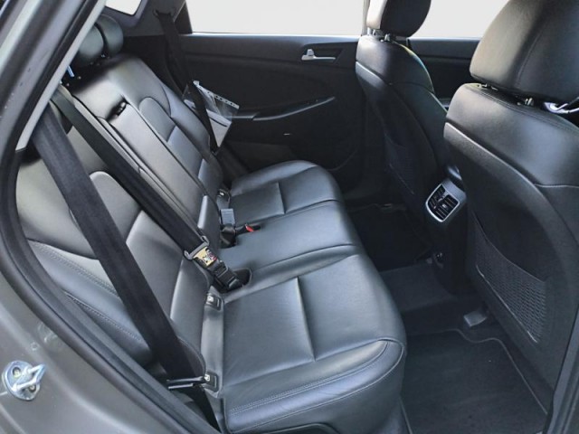 Hyundai Tucson  2.0 CRDi 
