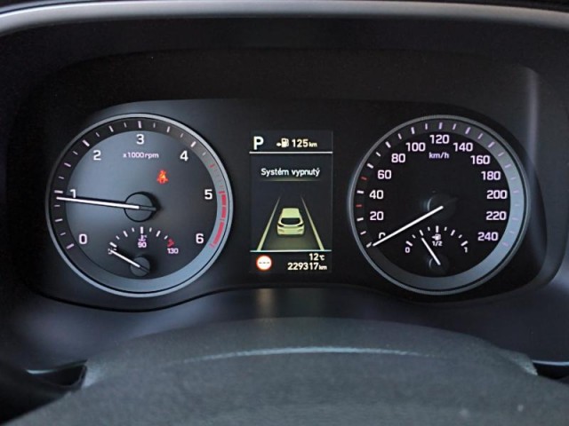 Hyundai Tucson  2.0 CRDi 