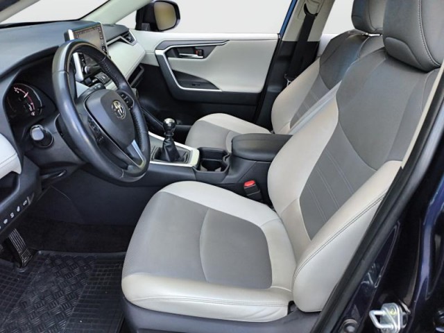 Toyota RAV 4  2.0 Valvematic 