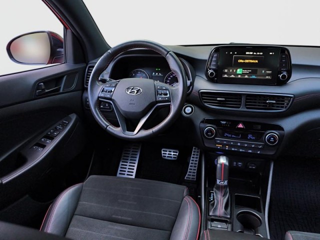 Hyundai Tucson  2.0 CRDi 