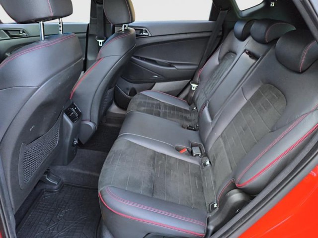 Hyundai Tucson  2.0 CRDi 