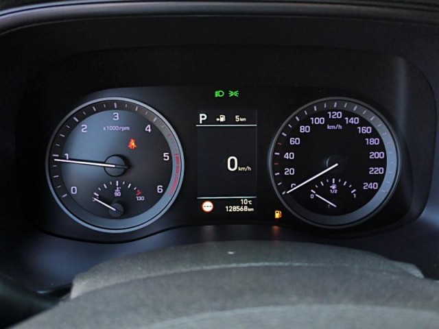 Hyundai Tucson  2.0 CRDi 