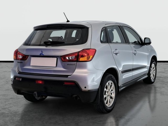 Mitsubishi ASX  1.6 MIVEC 