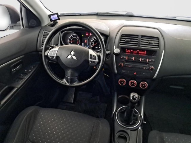 Mitsubishi ASX  1.6 MIVEC 