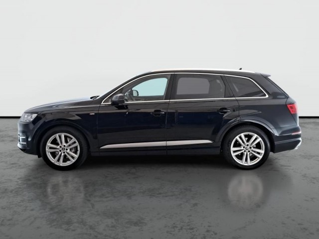 Audi Q7  3.0 TDI S-Line