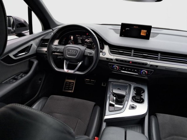 Audi Q7  3.0 TDI S-Line