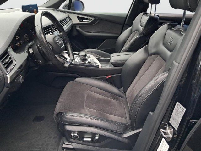 Audi Q7  3.0 TDI S-Line