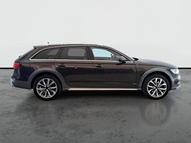 Audi A6 Allroad  3.0 TDI 