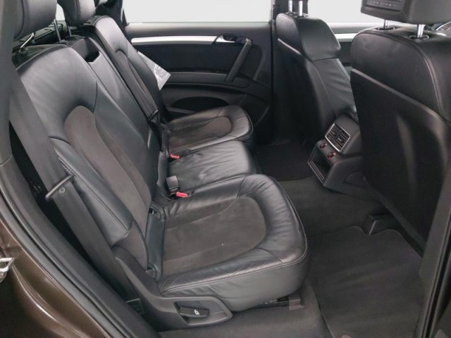 Audi Q7  3.0 TDI S-Line