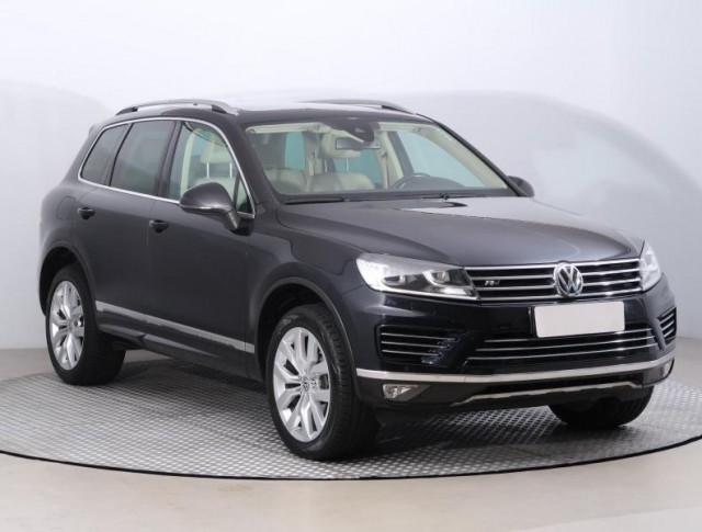 Volkswagen Touareg  3.0 TDI 