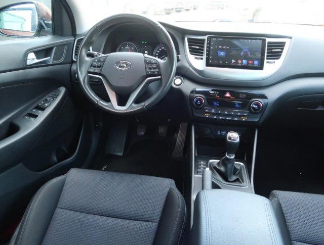 Hyundai Tucson  2.0 CRDi 