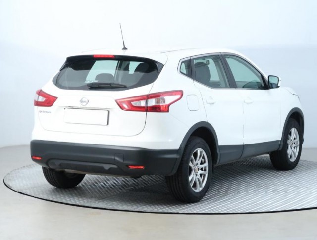 Nissan Qashqai  1.2 DIG-T 