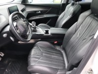 Peugeot 3008  1.2 PureTech 