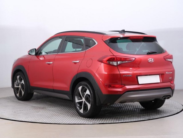 Hyundai Tucson  2.0 CRDi 