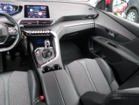 Peugeot 3008  1.2 PureTech Allure