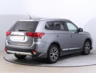 Mitsubishi Outlander  2.2 DI-D 