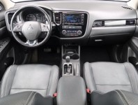 Mitsubishi Outlander  2.2 DI-D 