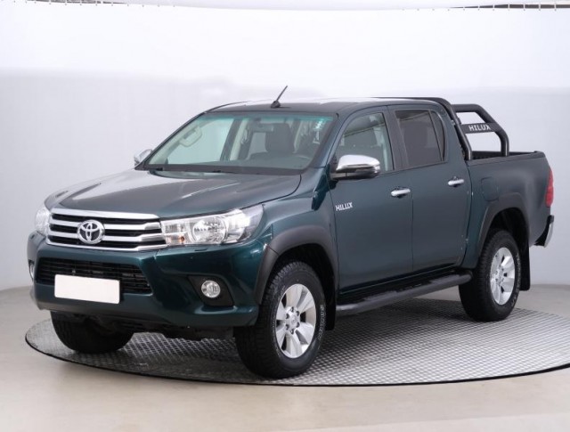 Toyota Hilux  2.4 D-4D 