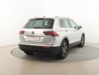 Volkswagen Tiguan  2.0 TDI 