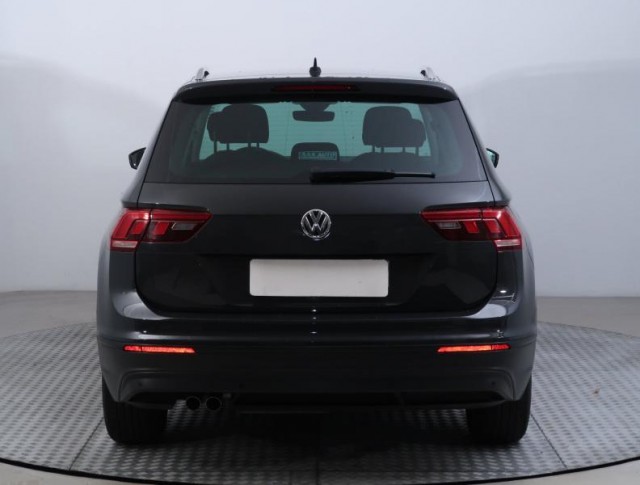 Volkswagen Tiguan  2.0 TDI 