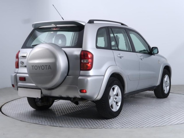 Toyota RAV 4  2.0 D-4D 