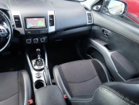 Mitsubishi Outlander  2.2 DI-D 