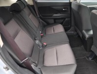 Mitsubishi Outlander  2.0 