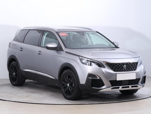 Peugeot 5008  1.5 BlueHDi 