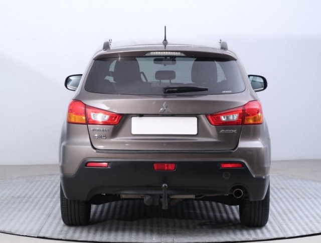 Mitsubishi ASX  1.8 DI-D MIVEC 