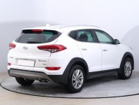 Hyundai Tucson  2.0 CRDi 