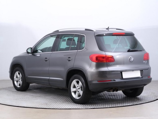 Volkswagen Tiguan  2.0 TDI 