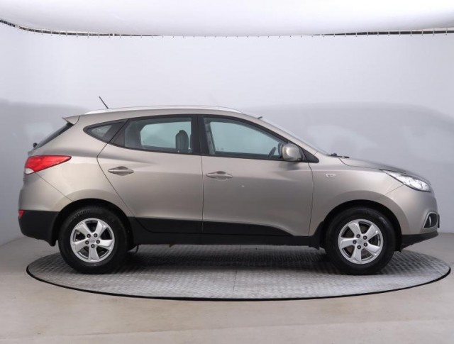 Hyundai ix35  2.0 CVVT 