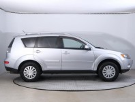 Mitsubishi Outlander  2.4 MIVEC 