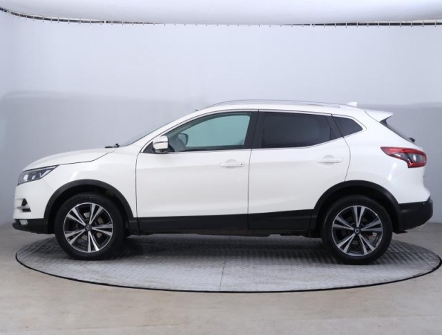 Nissan Qashqai  1.6 DIG-T N-Connecta