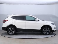 Nissan Qashqai  1.6 DIG-T N-Connecta