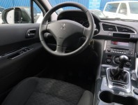 Peugeot 3008  1.6 VTi 