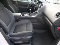 Peugeot 3008  1.6 VTi 