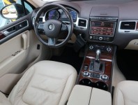 Volkswagen Touareg  3.0 TDI 