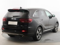 Kia Sorento  2.2 CRDi 