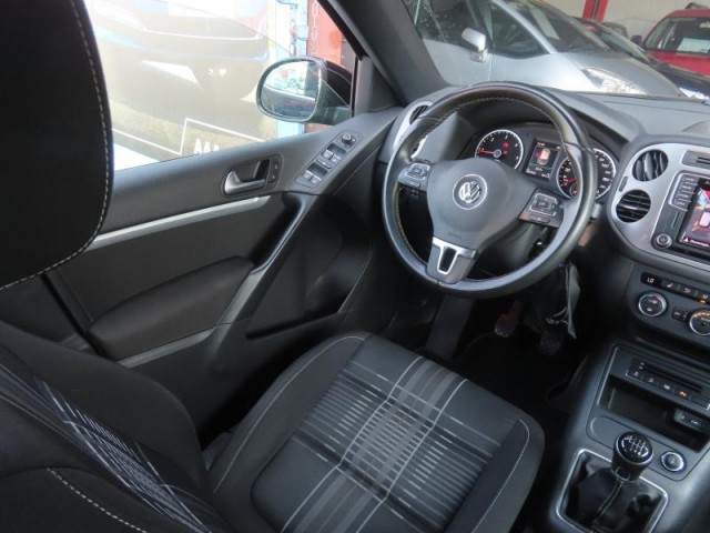 Volkswagen Tiguan  2.0 TDI 