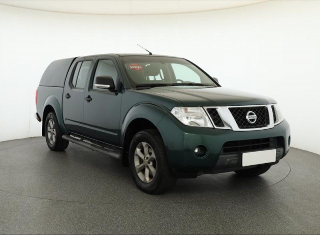 Nissan Navara  2.5 D 