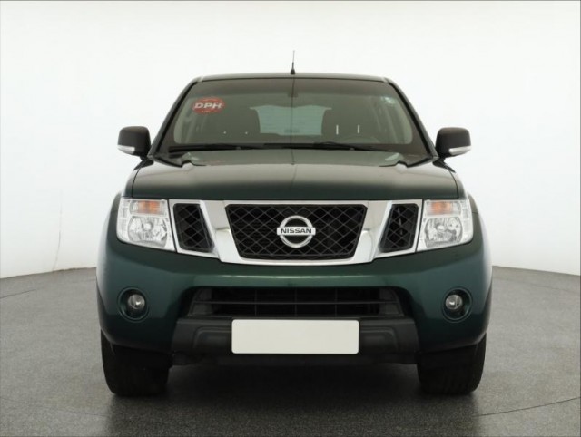 Nissan Navara  2.5 D 