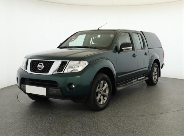 Nissan Navara  2.5 D 