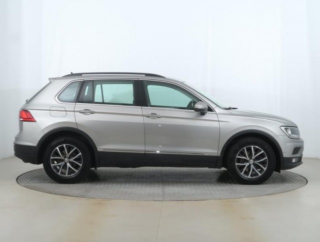 Volkswagen Tiguan  2.0 TDI 