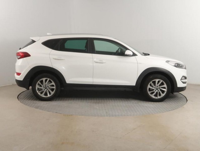 Hyundai Tucson  1.7 CRDi 