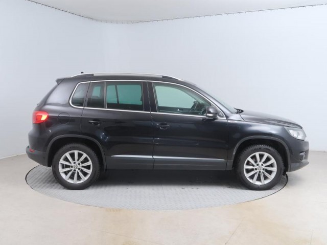 Volkswagen Tiguan  2.0 TDI 